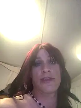 MaddyC6992 Show in webcam