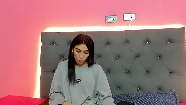 ariloe_quintero's Live XXX Chat