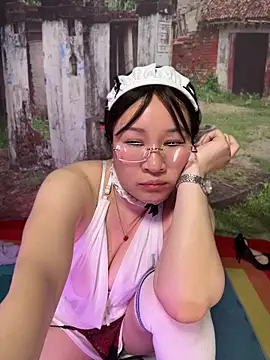 liqinqin-5201's Webcam Show