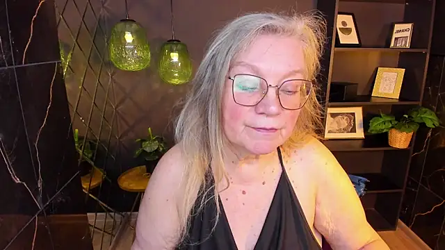 NataliMellow's Live XXX Chat