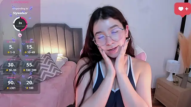 Amy_joonesn Live XXX chat