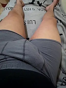 anis3g4 élő XXX-chatje