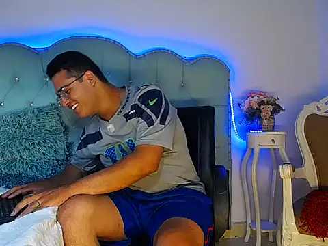 Fer_Thompson webcam show