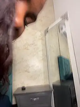 angelGgold 现场XXX聊天