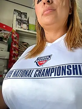 sammyqueenx21 Adlı Modelin Canlı XXX Sohbeti