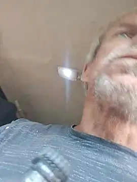 Biknight live XXX chat