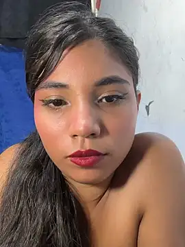 Czat XXX na żywo – adri_girl3