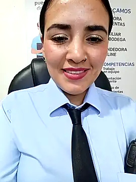 MAYE__13 – Live XXX-chat