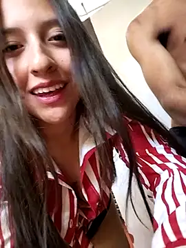 MaskedLatinaXのライブXXXチャット