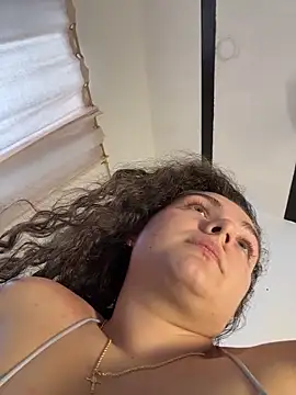 Eva_stark10 Adlı Modelin Canlı XXX Sohbeti