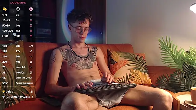 William_Henry_ Webcam Show