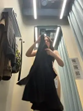 Tiny_Anny Show in webcam