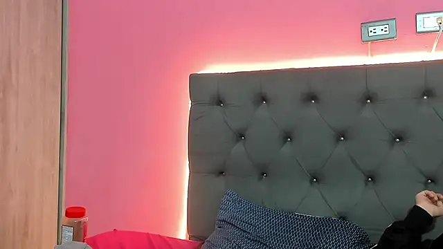 ariloe_quintero: απευθείας συνομιλία ΧΧΧ