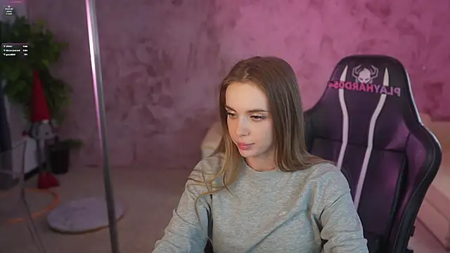 nastasiia054's Webcam Show