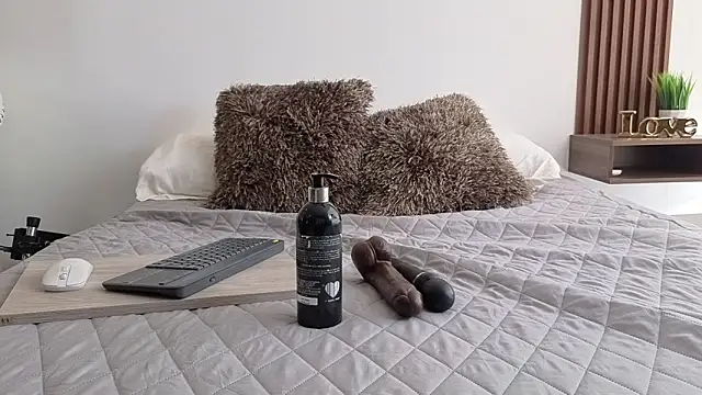 Jade_Amado_ – Live XXX-chat