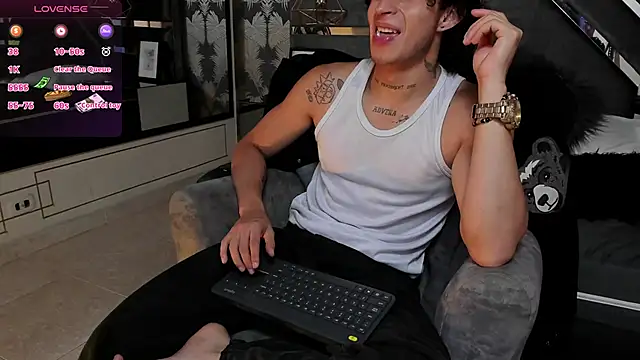 JayTaylorr 即時 XXX 聊天