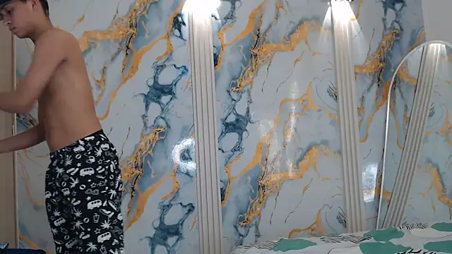 GOLD_BOYS webcam show