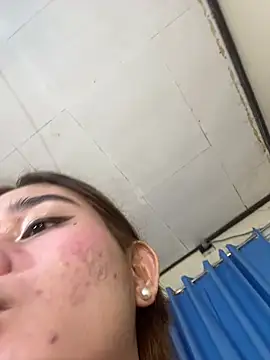 Mimi_Mckinley লাইভ XXX চ্যাট