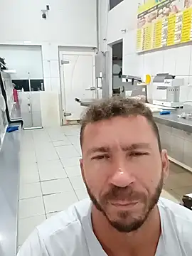 Pertunjukan Kamera Web RobertoLuiz84