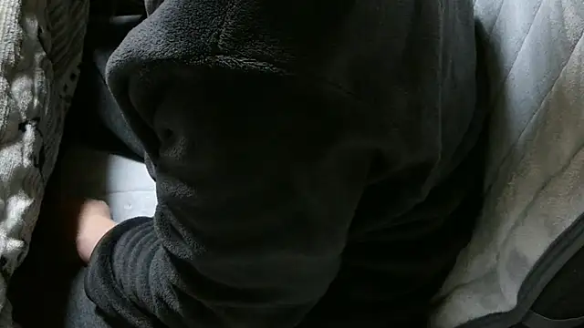 cinnabar_red Webcamshow