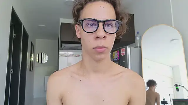 Czat XXX na żywo – grey___27