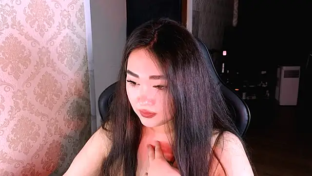 Emma_Uilson Adlı Modelin Canlı XXX Sohbeti