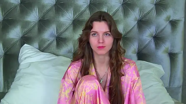 AmaliaLima Adlı Modelin Canlı XXX Sohbeti