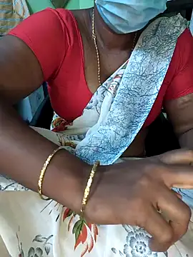 Tamilselviroja-'s Live XXX Chat