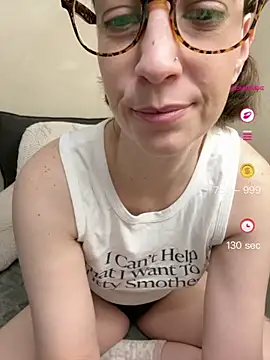 Chat XXX en directo de CreamedKitten