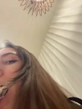 Tiny_Anny – Kamerová šou