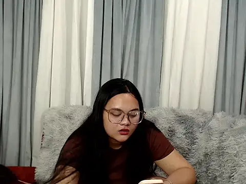 cassey_lat Pertunjukan Webcam