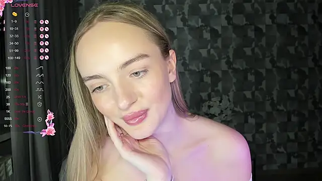 A_delina's Live XXX Chat