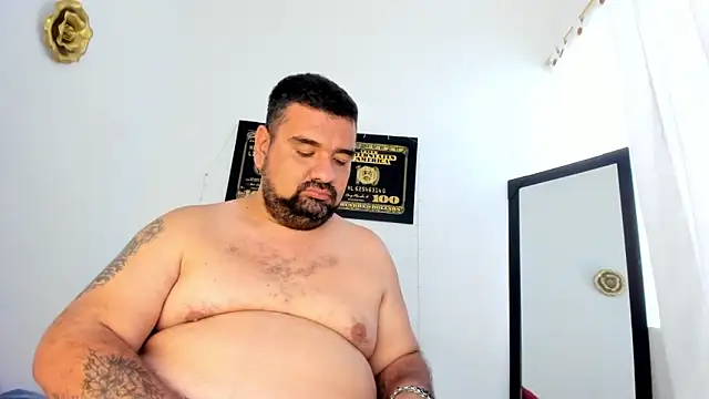 horus_gil élő XXX-chatje