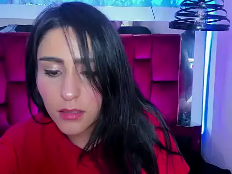 _Alahiia_: онлайн-секс-чат