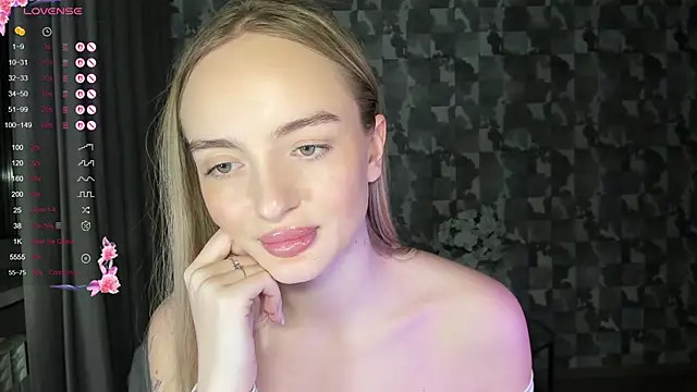 A_delina Chat XXX live