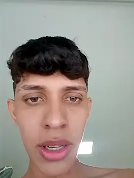 Alayn_sexy_ayes Show Webcam