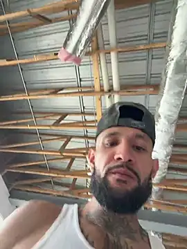 Llegodonvergas555's Webcam Show