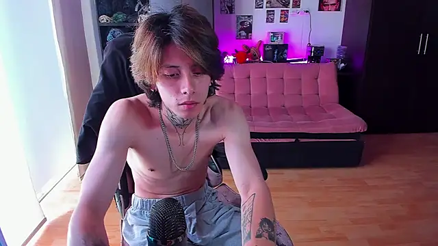 Pokazy przed kamerką – xIce_Boy