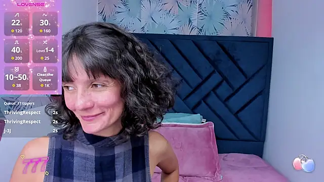 Valery_More__ 即時 XXX 聊天