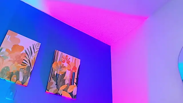 LOGAN_ADAMS27のウェブカメラショー