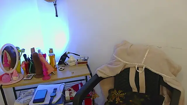 XXX chat uživo modela zyra_vex