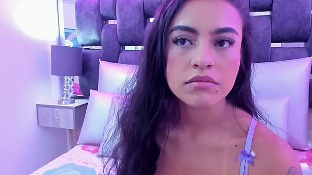 Leslie_Bussh_'s Live XXX Chat