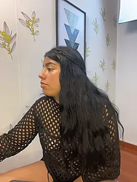 Laia_white: онлайн-секс-чат