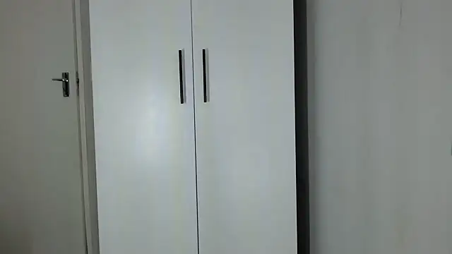 Loyal_Sashaa webkamerás műsora