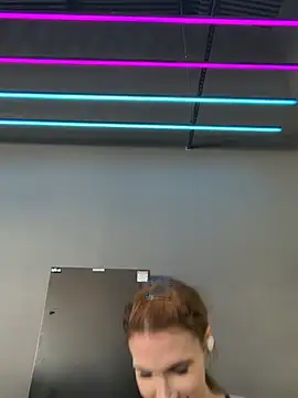 Irresistible24 Chat XXX in diretta