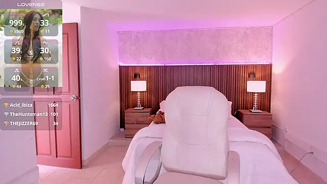 XXX chat uživo modela karlaa_james