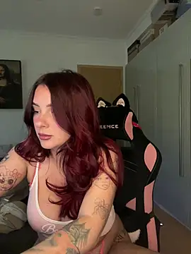 OliviaaFischer Show in webcam