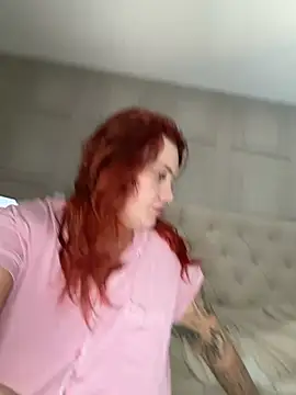 Show de webcam de CurvyGirlMyla