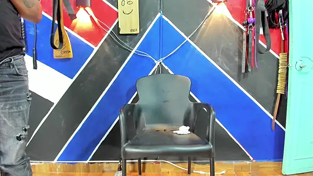 Webkamerová show Bdsmflacaextrem_Megan