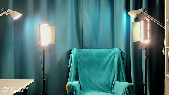 Czat XXX na żywo – aaliska_dark